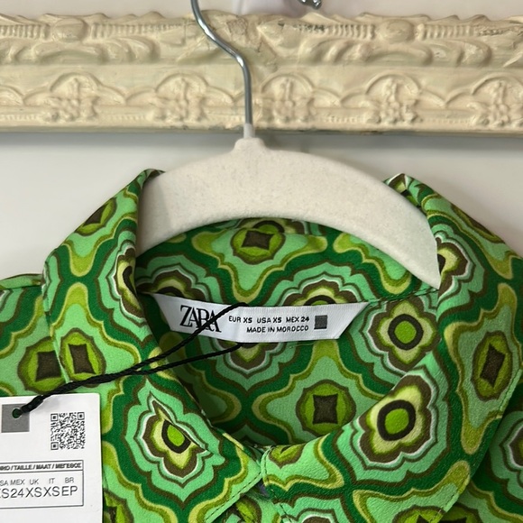 ZARA | Green Geometric Print Long Sleeve Mini Dress - Picture 3 of 12